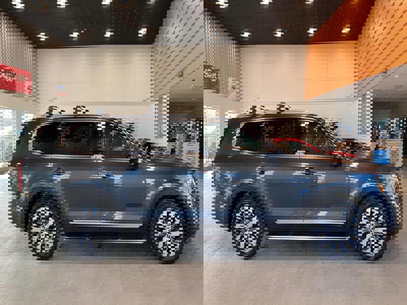 Used 2022 Kia Telluride S image 6