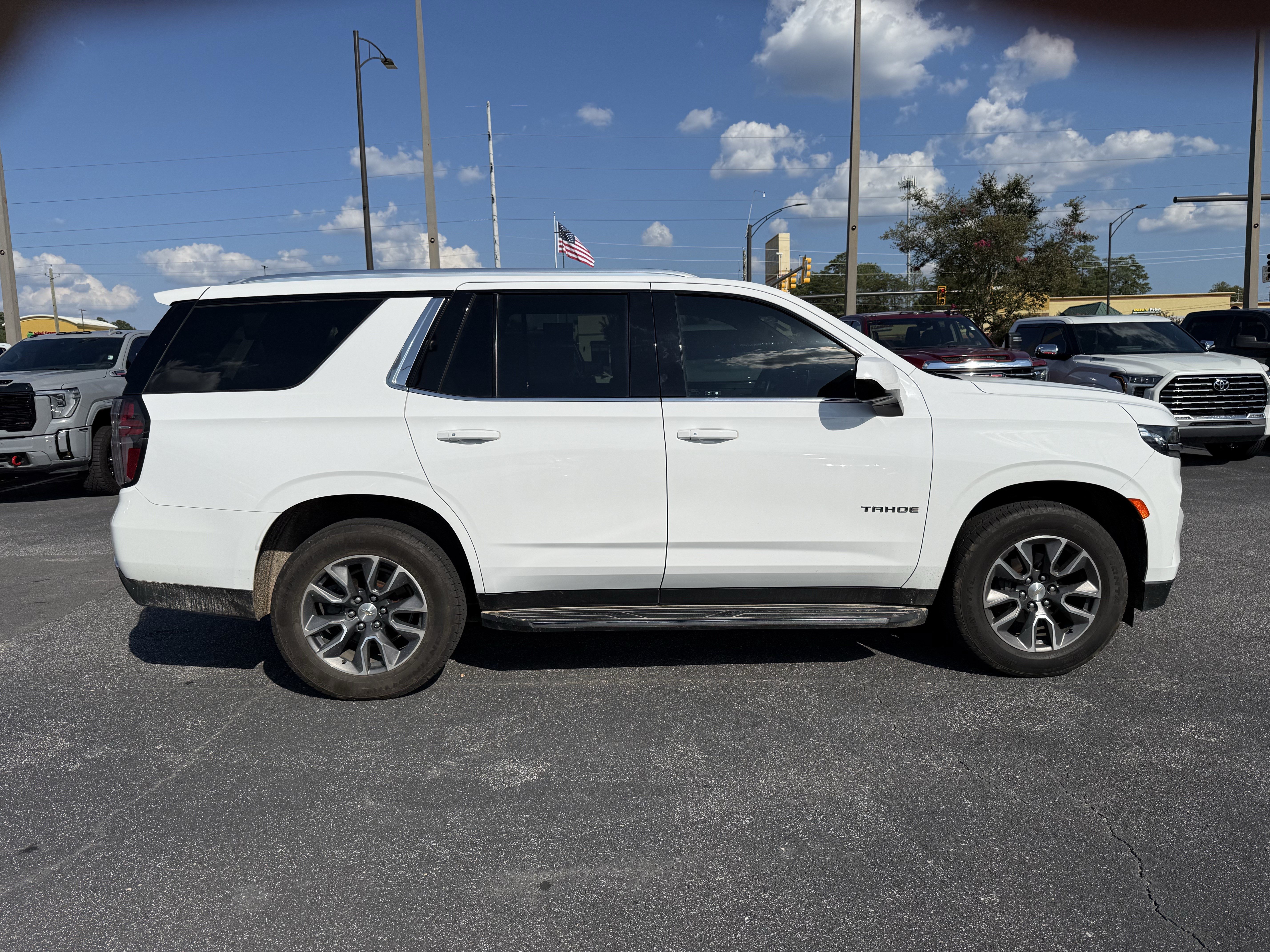Used 2021 Chevrolet Tahoe LS RWD image 12