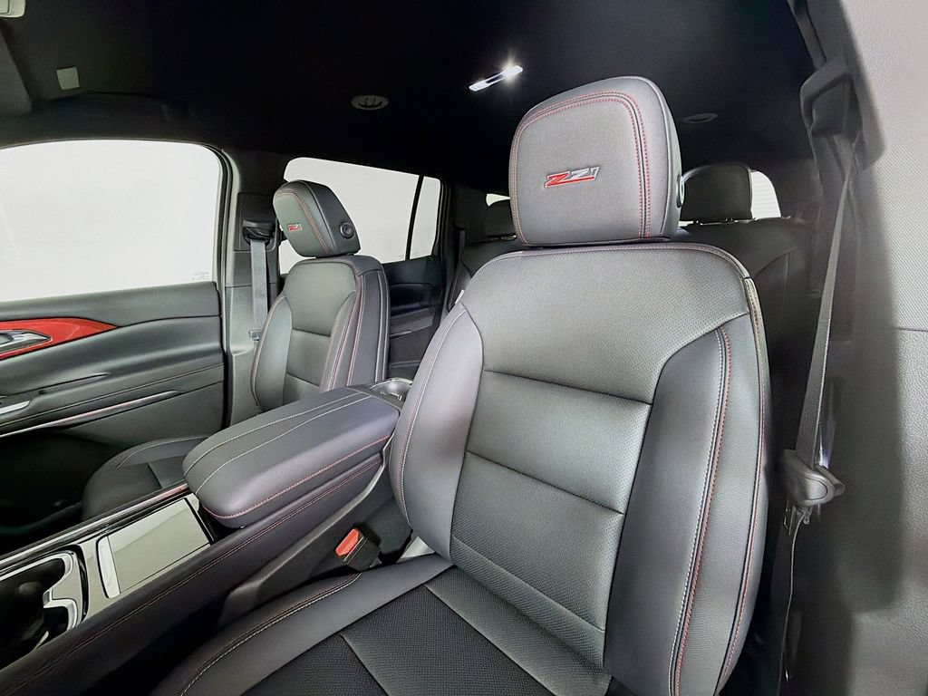 New 2026 Chevrolet Traverse Z71 w/ Enhanced Driving Package AWD/4WD image 11