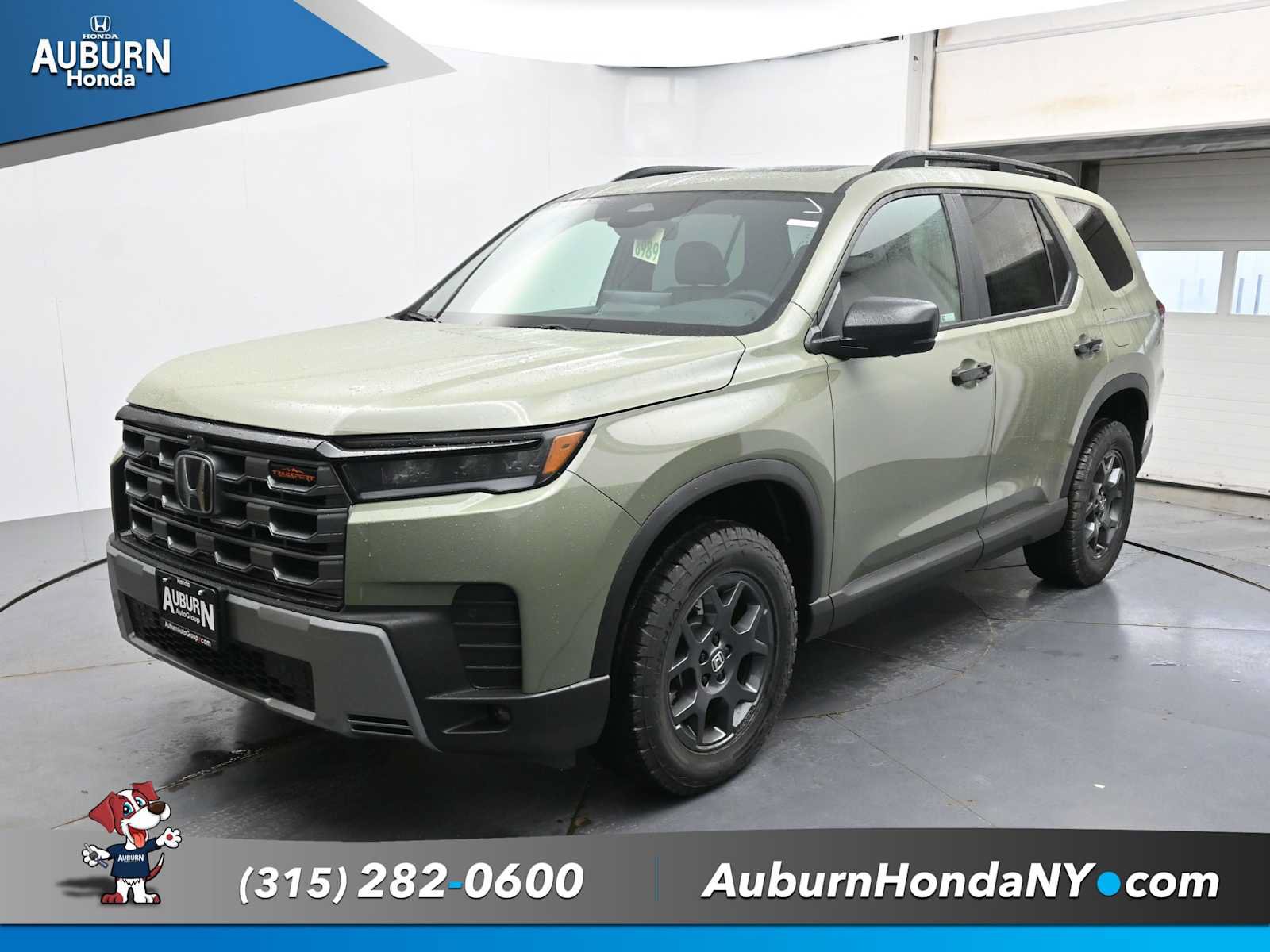 New 2026 Honda Pilot TrailSport image 2