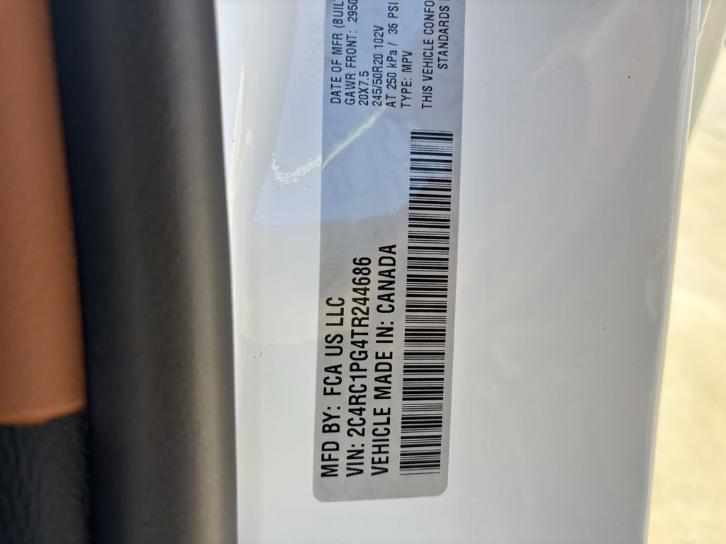 New 2026 Chrysler Pacifica Pinnacle FWD image 27