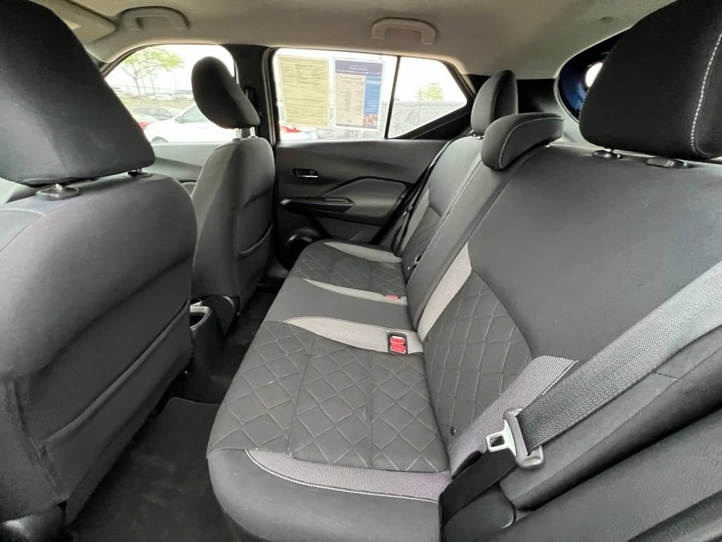 Used 2019 Nissan Kicks SV FWD image 18