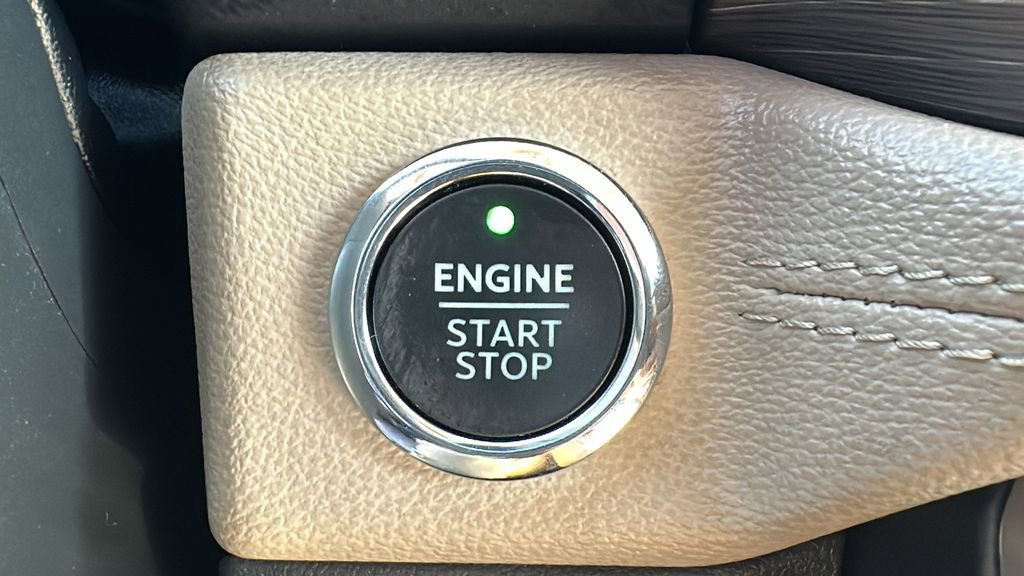 Used 2024 Ford Expedition Max Limited image 24