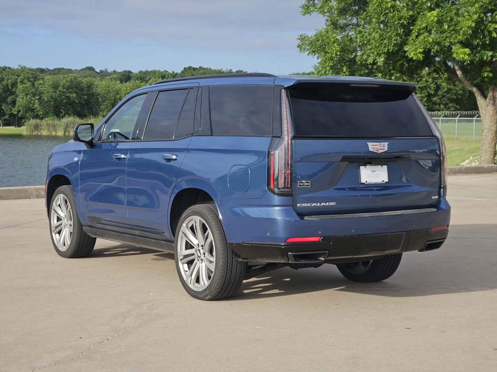 New 2026 Cadillac Escalade Sport w/ Touring Package AWD/4WD image 4