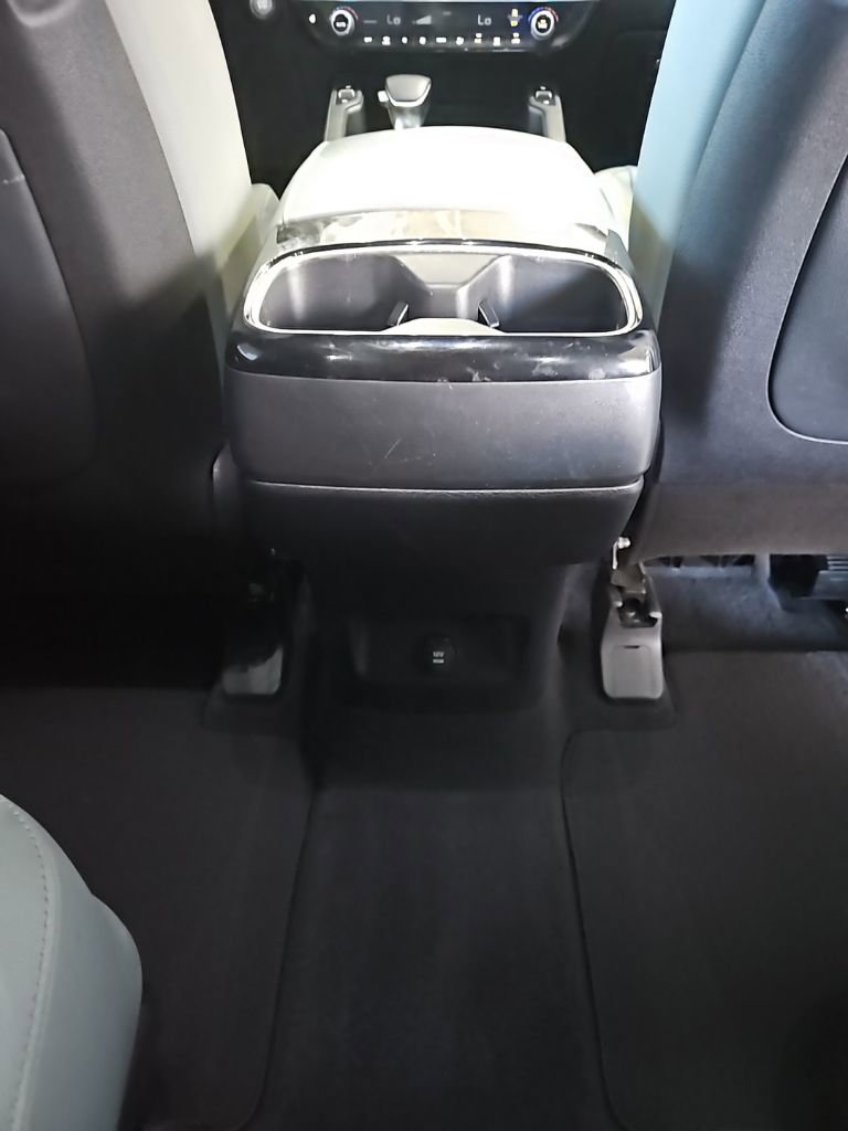 Used 2023 Kia Telluride SX X-Line image 17