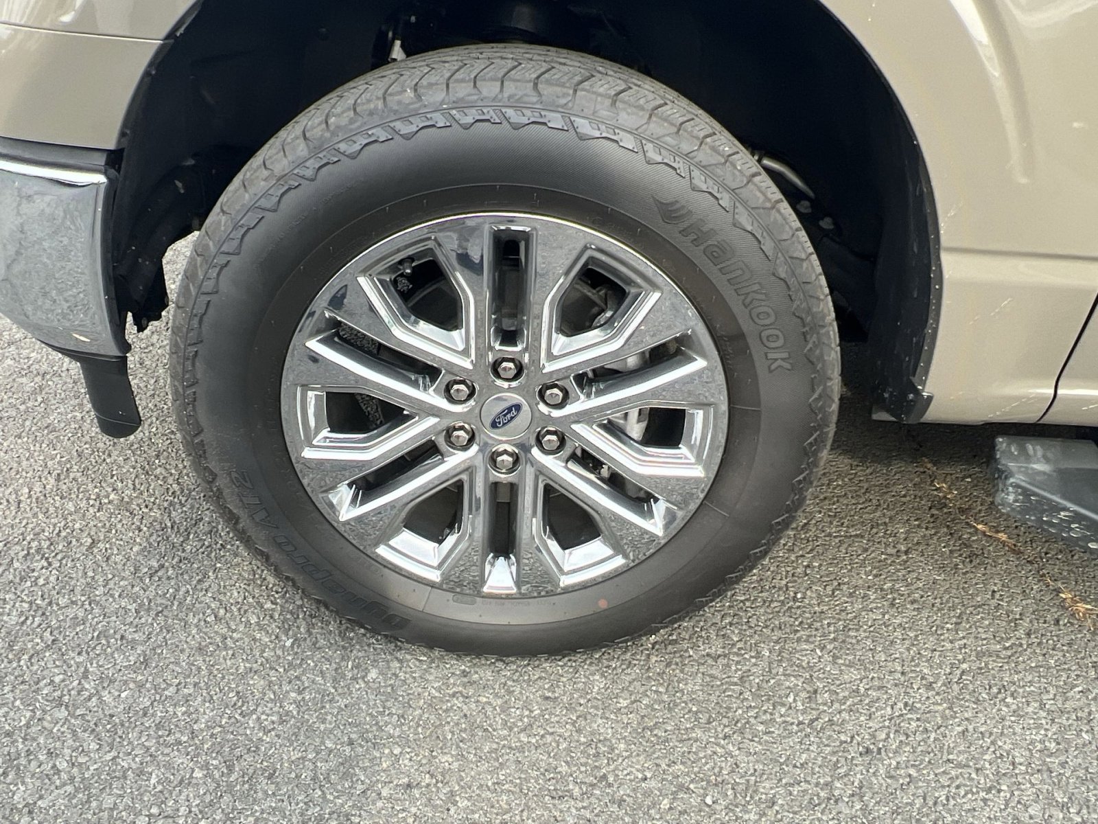 New 2025 Ford F150 Lariat w/ Equipment Group 502A High image 12