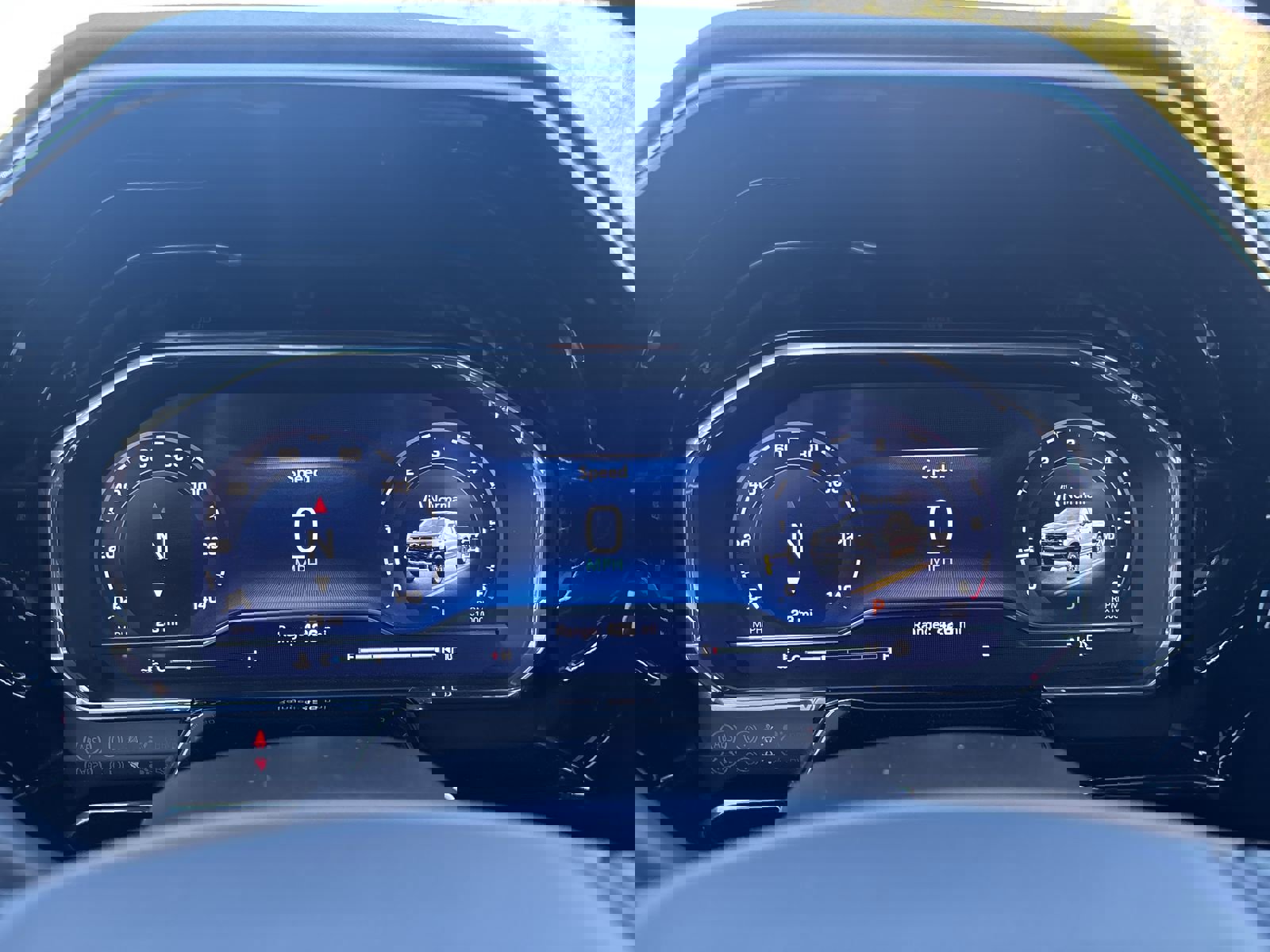 Used 2025 Chevrolet Silverado 1500 ZR2 w/ Technology Package image 18