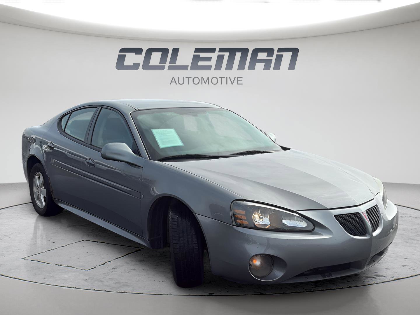 Used 2008 Pontiac Grand Prix FWD image 7