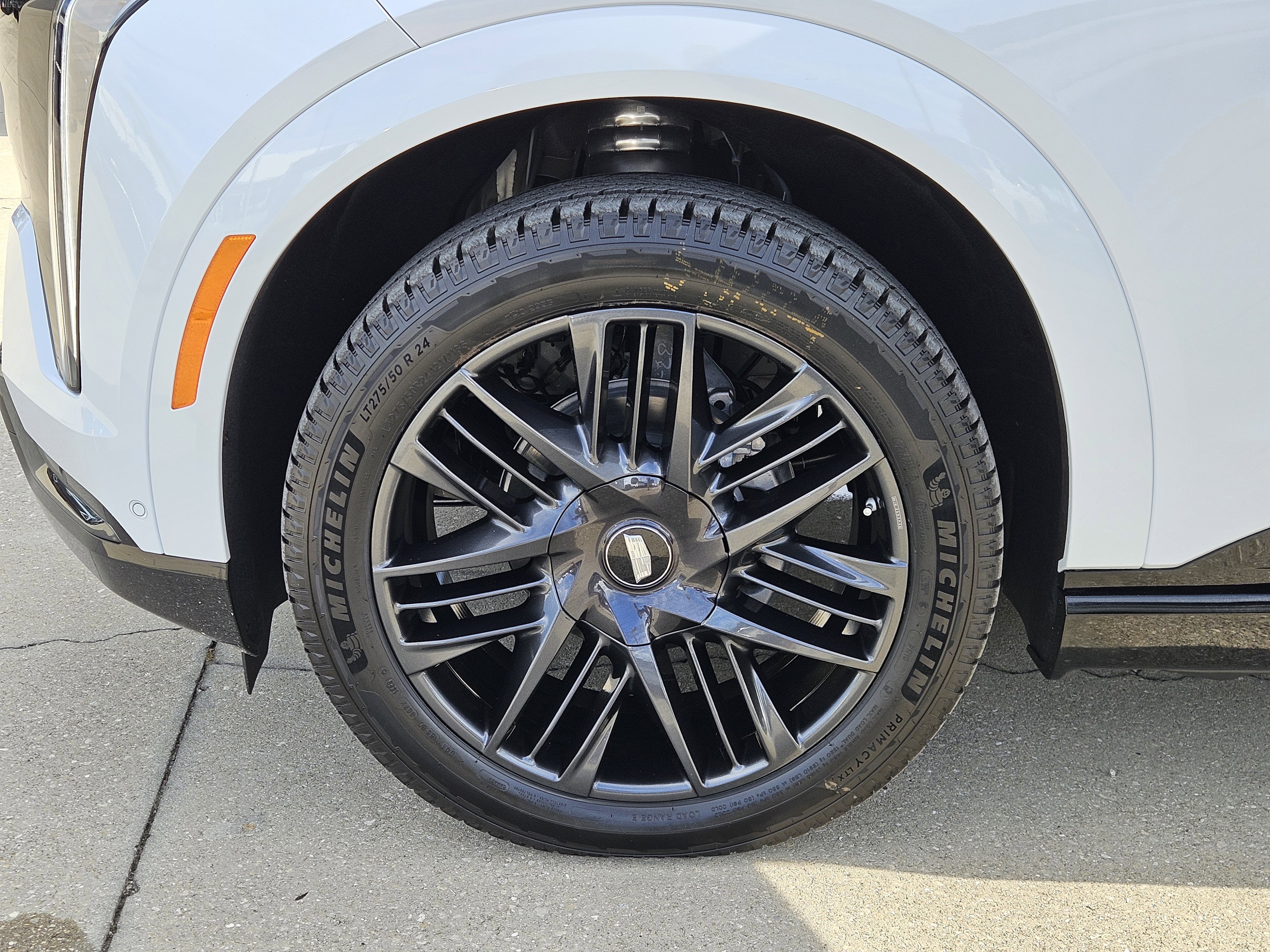 New 2025 Cadillac Lyriq Sport image 36