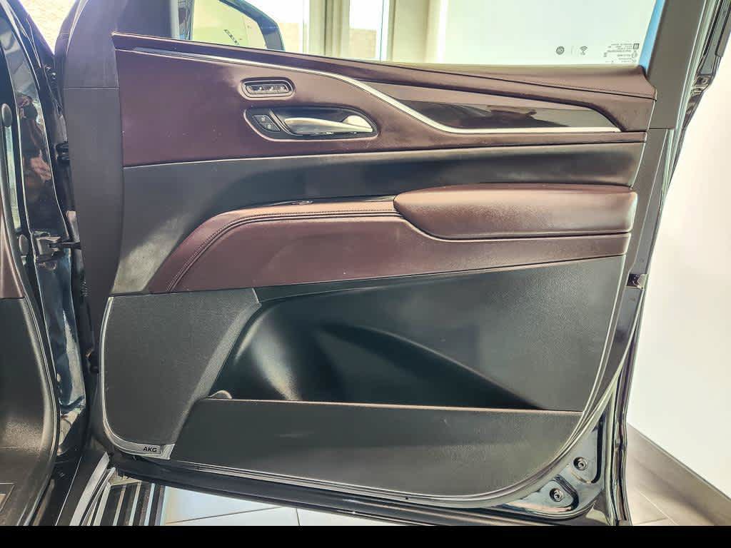 Used 2021 Cadillac Escalade Premium Luxury Platinum w/ LPO, Floor Liner Package AWD/4WD image 27