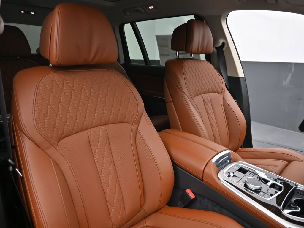 New 2026 BMW X7 xDrive40i image 22