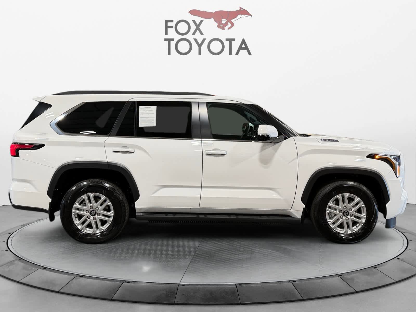 Used 2026 Toyota Sequoia SR5 w/ SR5 Premium Package AWD/4WD image 7