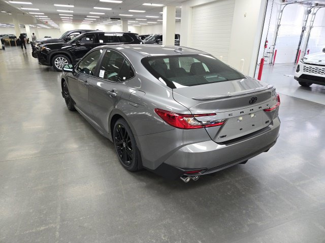 New 2027 Toyota Camry SE FWD image 4