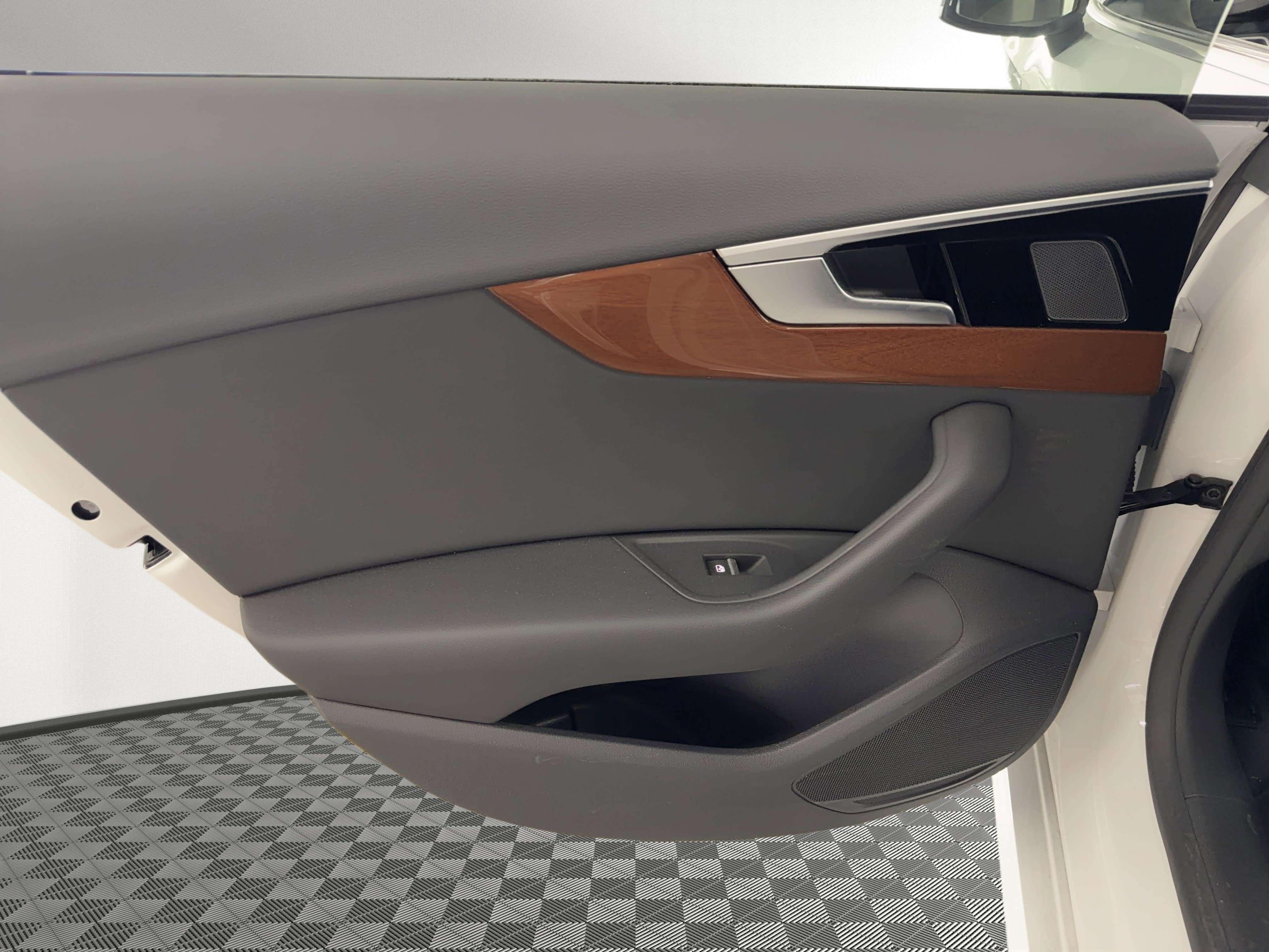 Used 2023 Audi A5 2.0T Premium w/ Convenience Package image 17