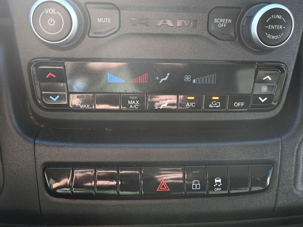 Used 2023 RAM ProMaster 2500 image 21