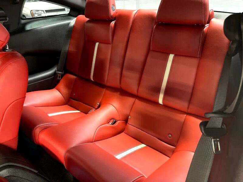 Used 2013 Ford Mustang GT Premium image 31