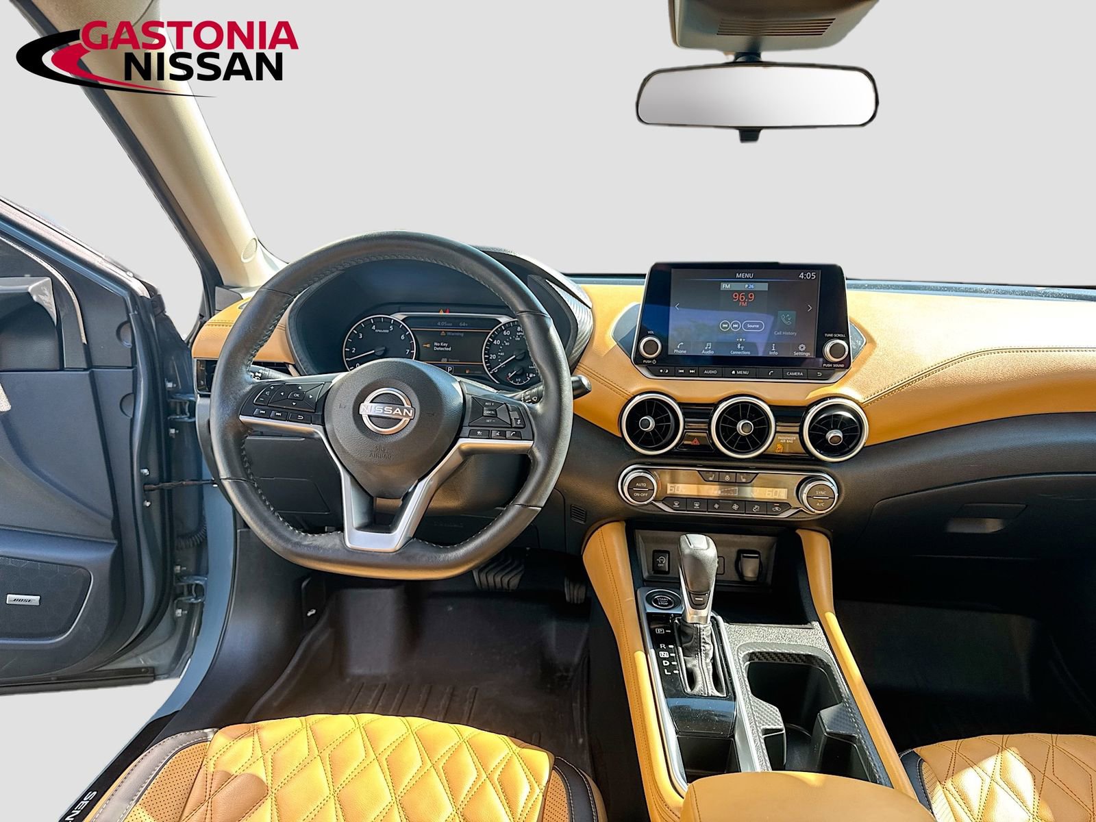 Used 2024 Nissan Sentra SV w/ SV Premium Package image 31