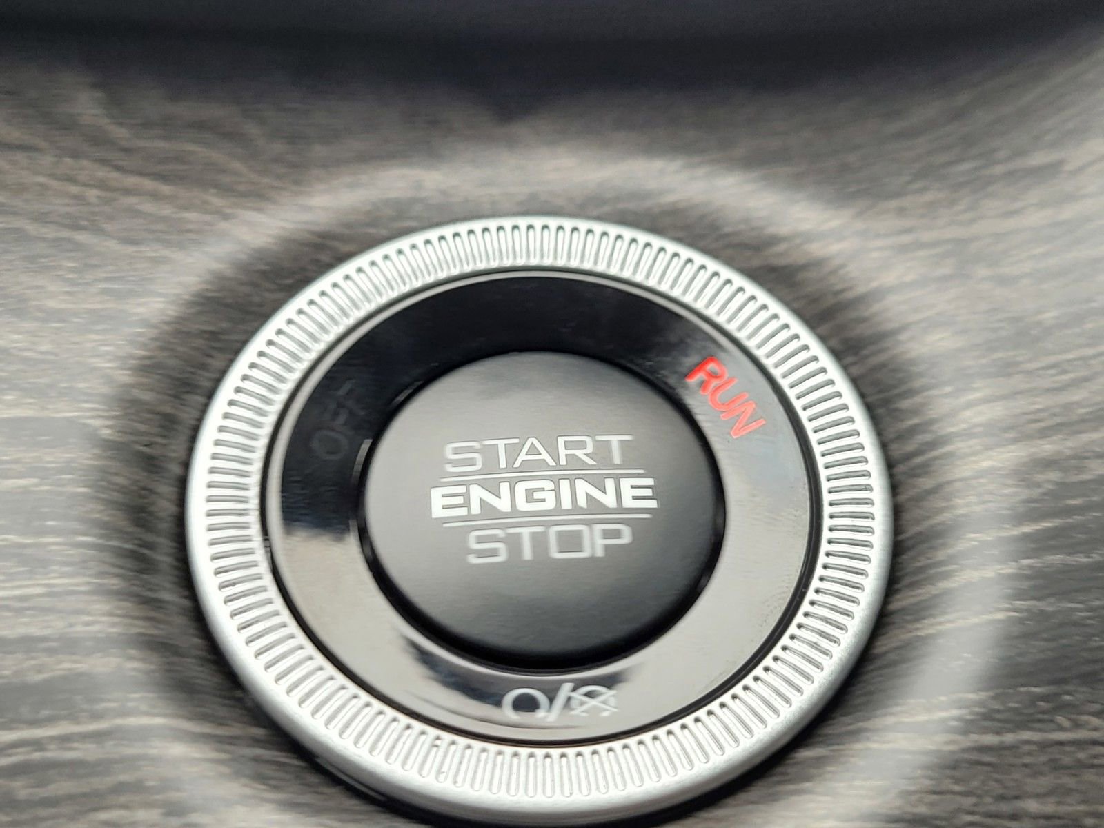 New 2025 Jeep Grand Cherokee Limited w/ Luxury Tech Group II image 23