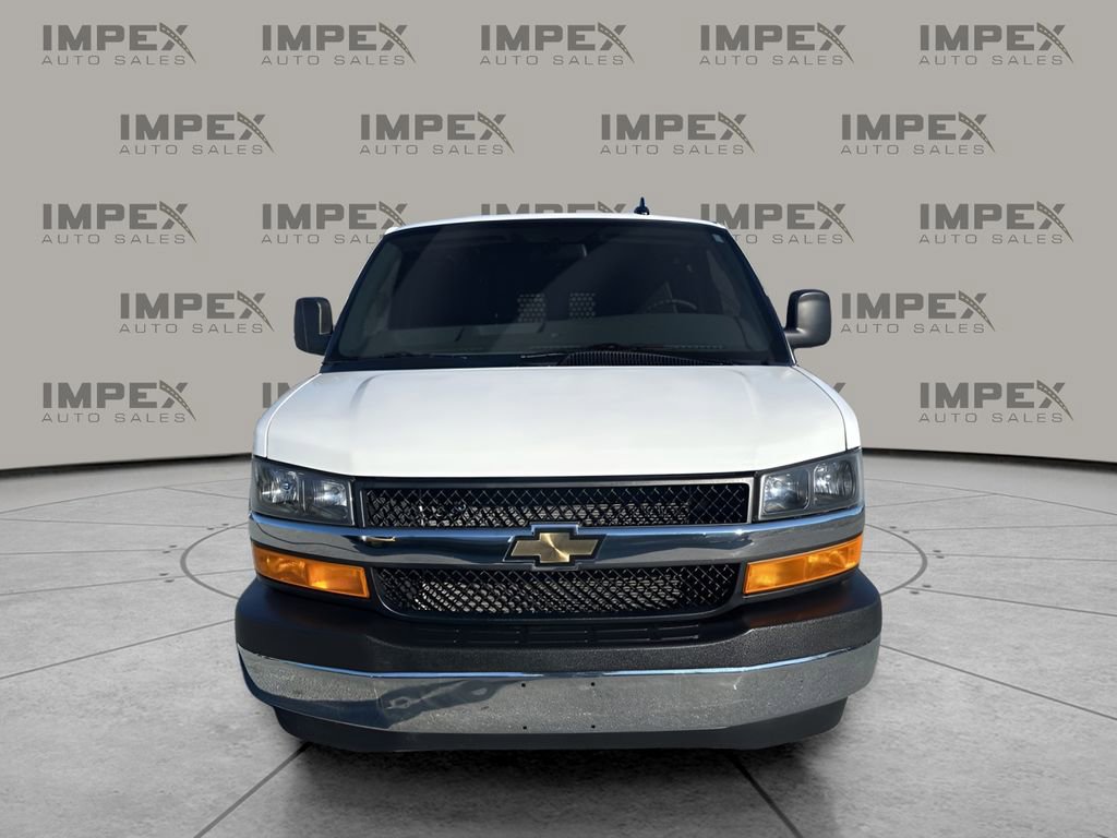 Used 2024 Chevrolet Express 2500 w/ Driver Convenience Package RWD image 8