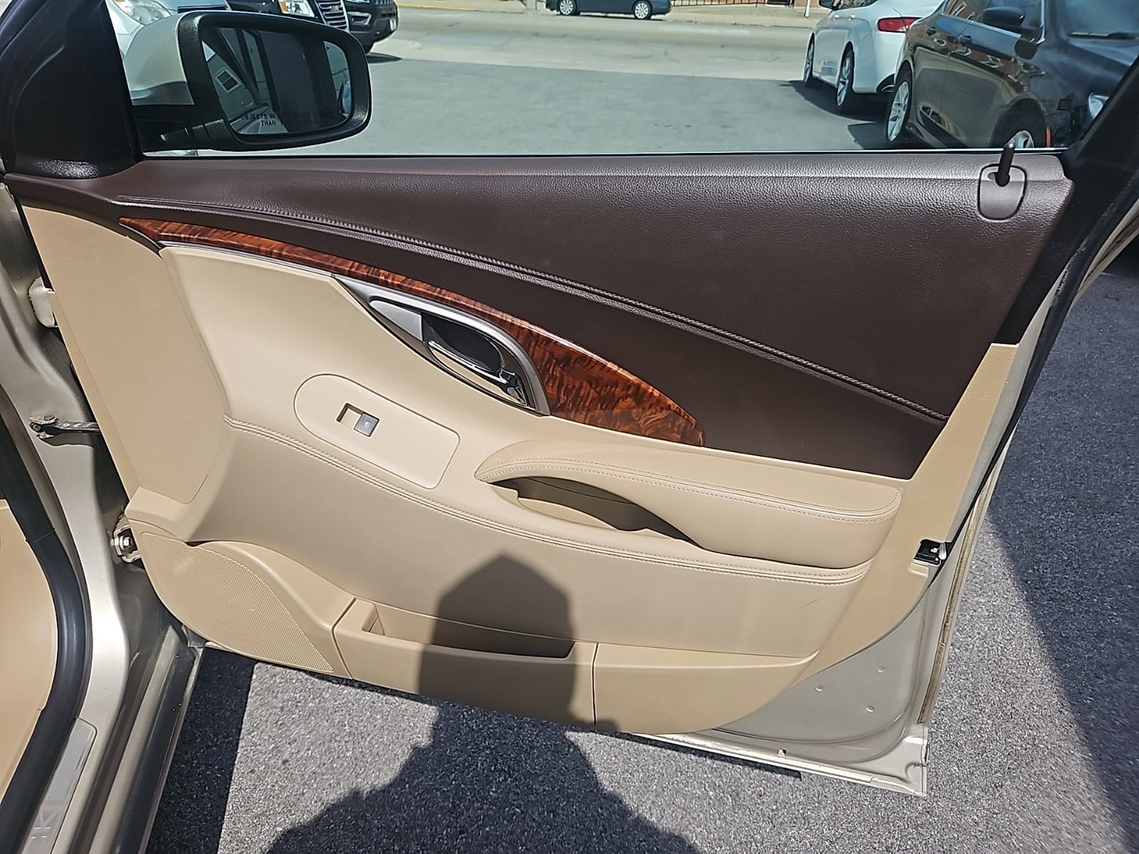 Used 2013 Buick LaCrosse Leather FWD image 22