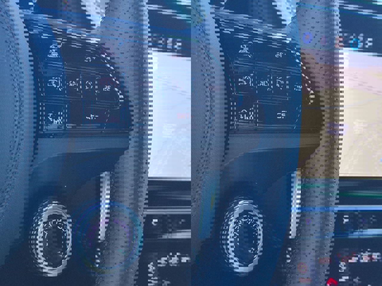 New 2025 Maserati Grecale GT image 24