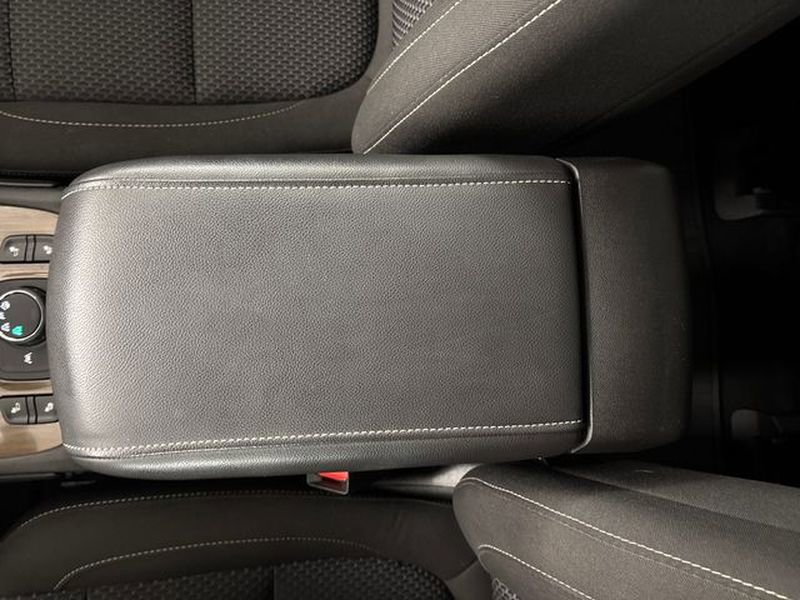 Used 2022 GMC Acadia SLE image 58