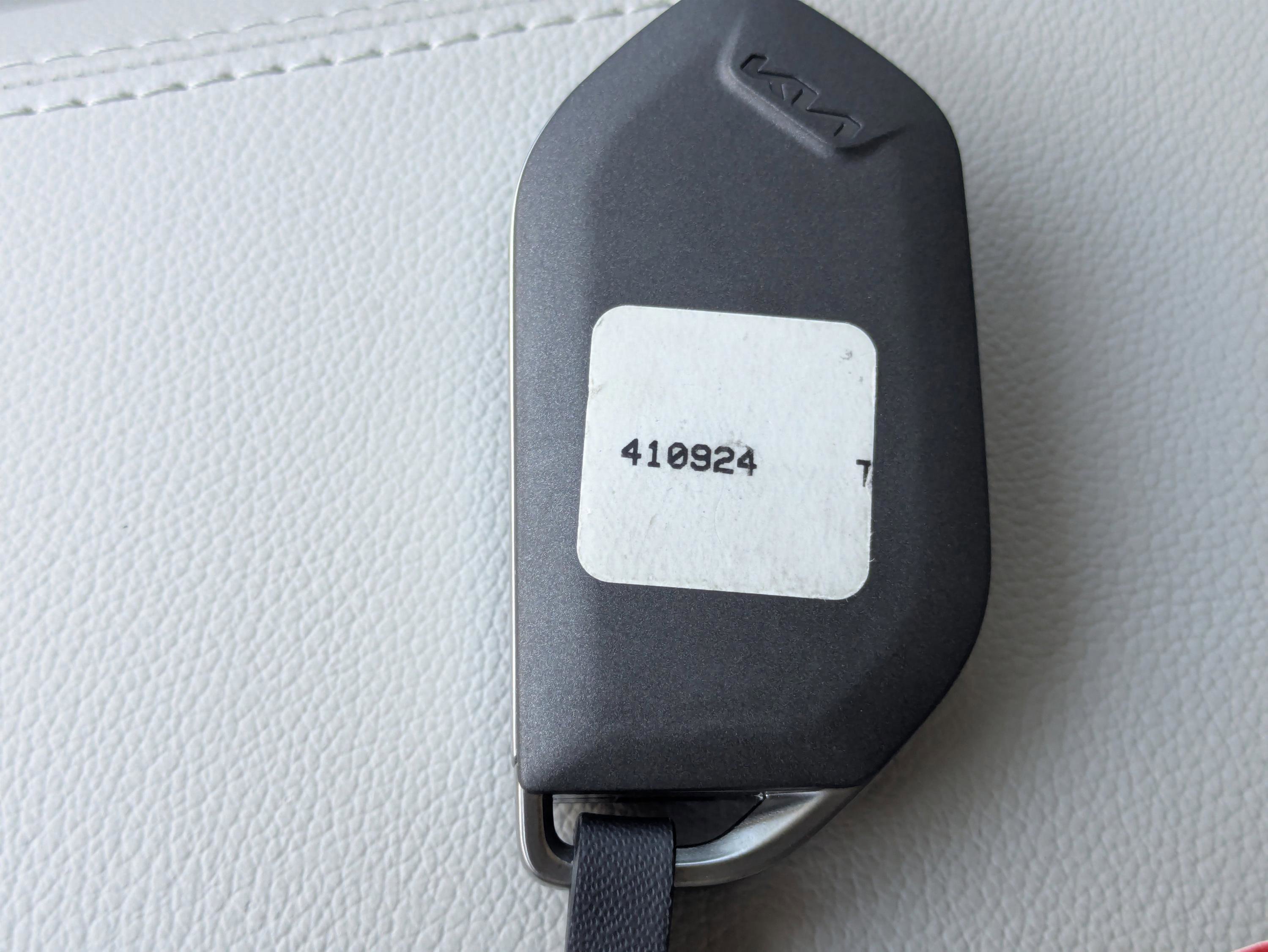 New 2026 Kia Sportage EX image 15