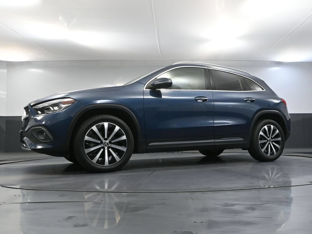 Used 2022 Mercedes-Benz GLA 250 w/ Premium Package Lite image 45