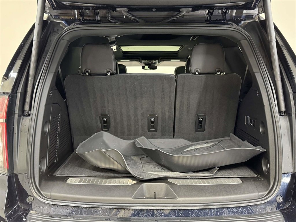 Used 2023 Chevrolet Tahoe Premier image 14