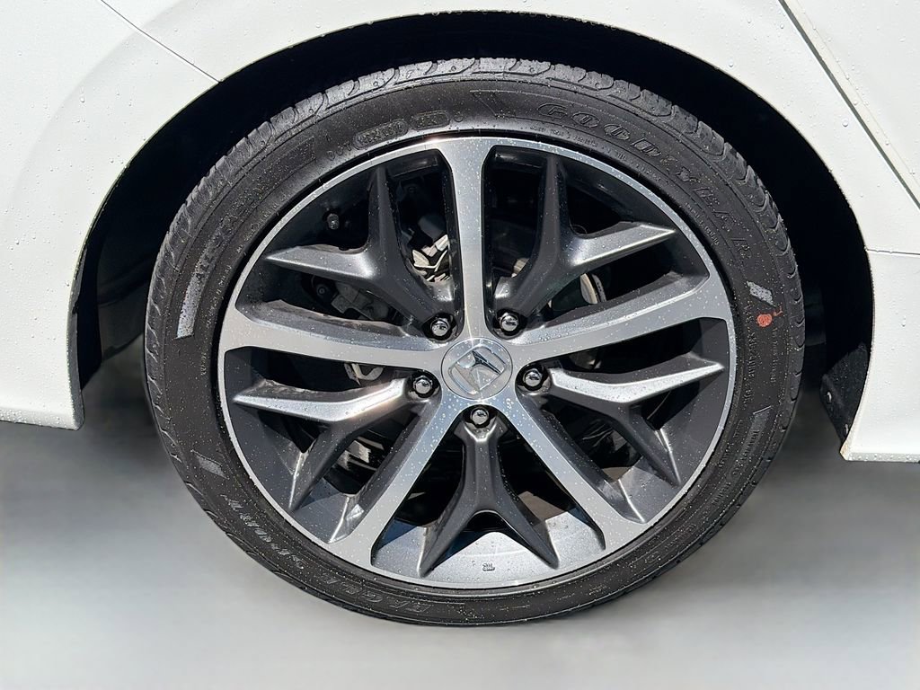 Used 2024 Honda Civic Touring image 9