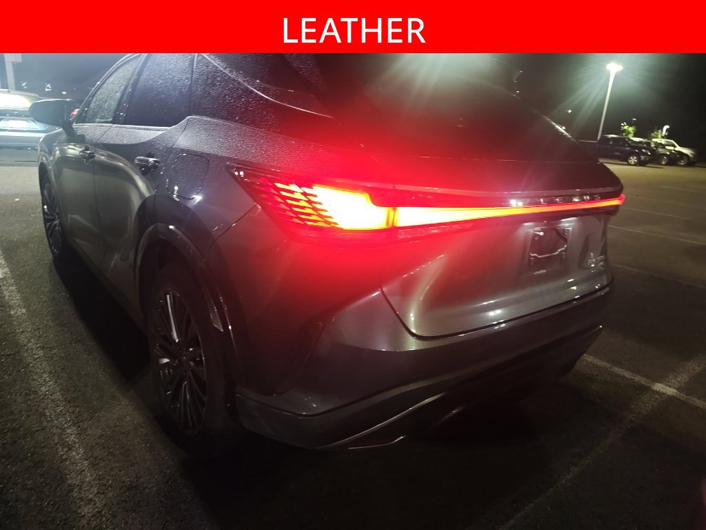 Used 2024 Lexus RX 350 AWD w/ Convenience Package image 4
