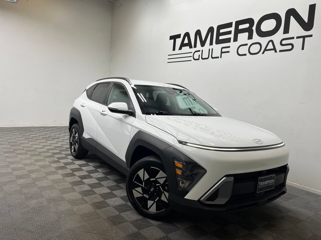 Used 2024 Hyundai Kona SEL AWD/4WD image 1