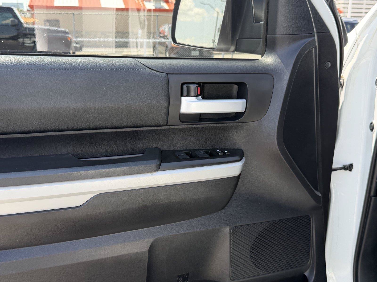 Used 2020 Toyota Tundra SR5 w/ SR5 Upgrade Package RWD image 13