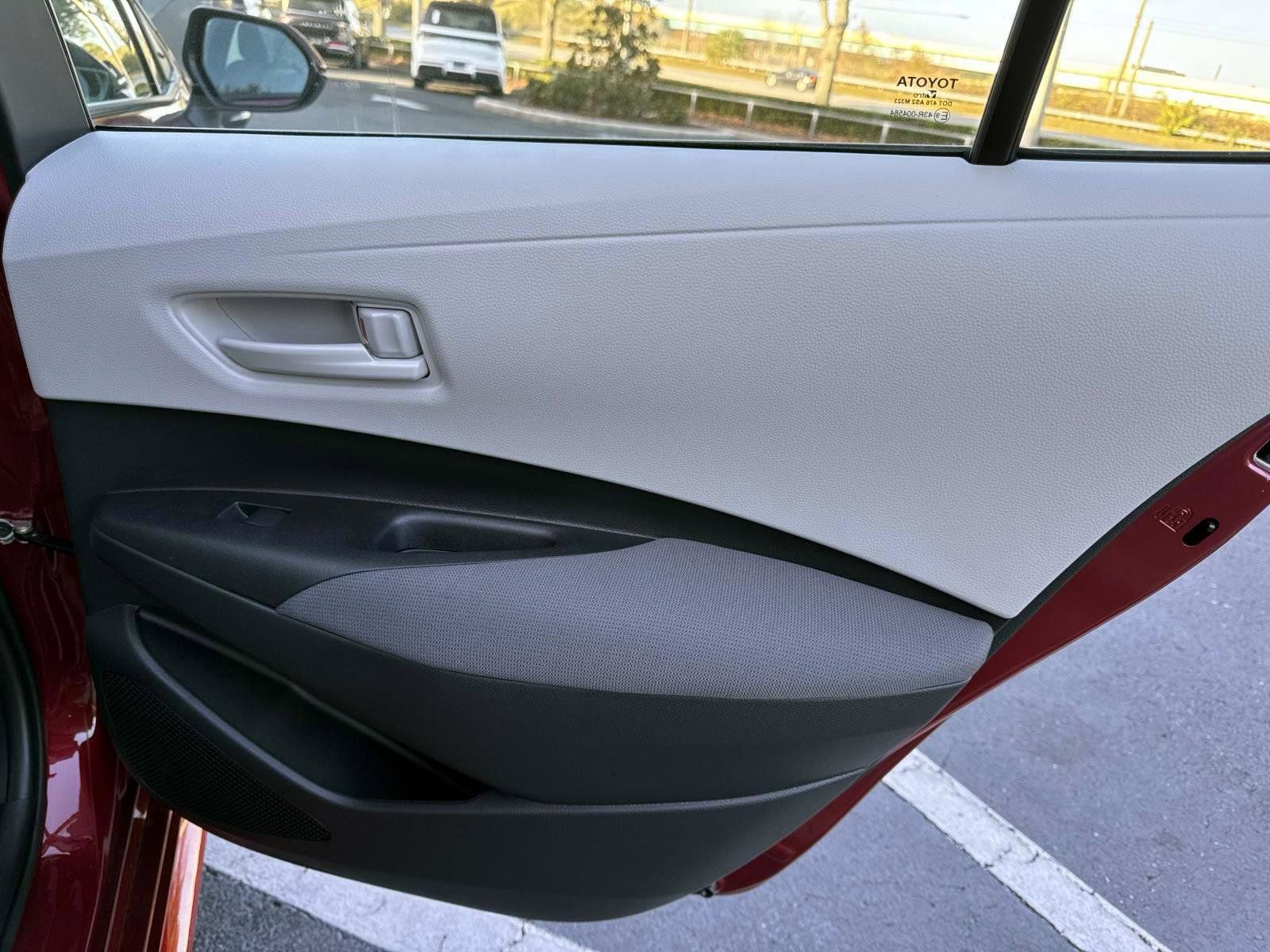 Used 2026 Toyota Corolla LE image 18