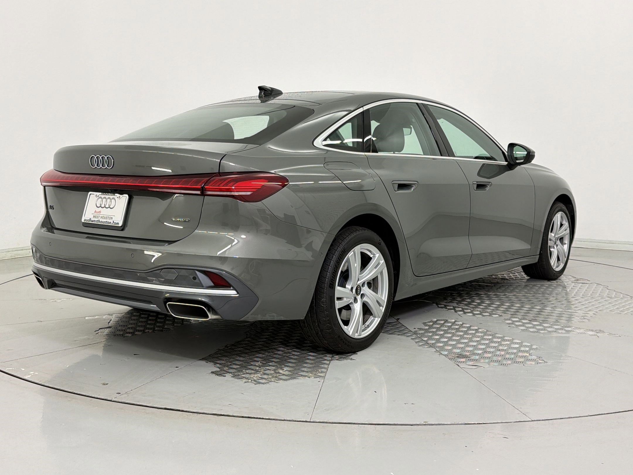 Used 2025 Audi A5 2.0T Premium w/ Convenience Package AWD/4WD image 8