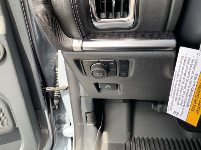 New 2025 Ford Expedition Max Platinum w/ Stealth Performance Package image 31