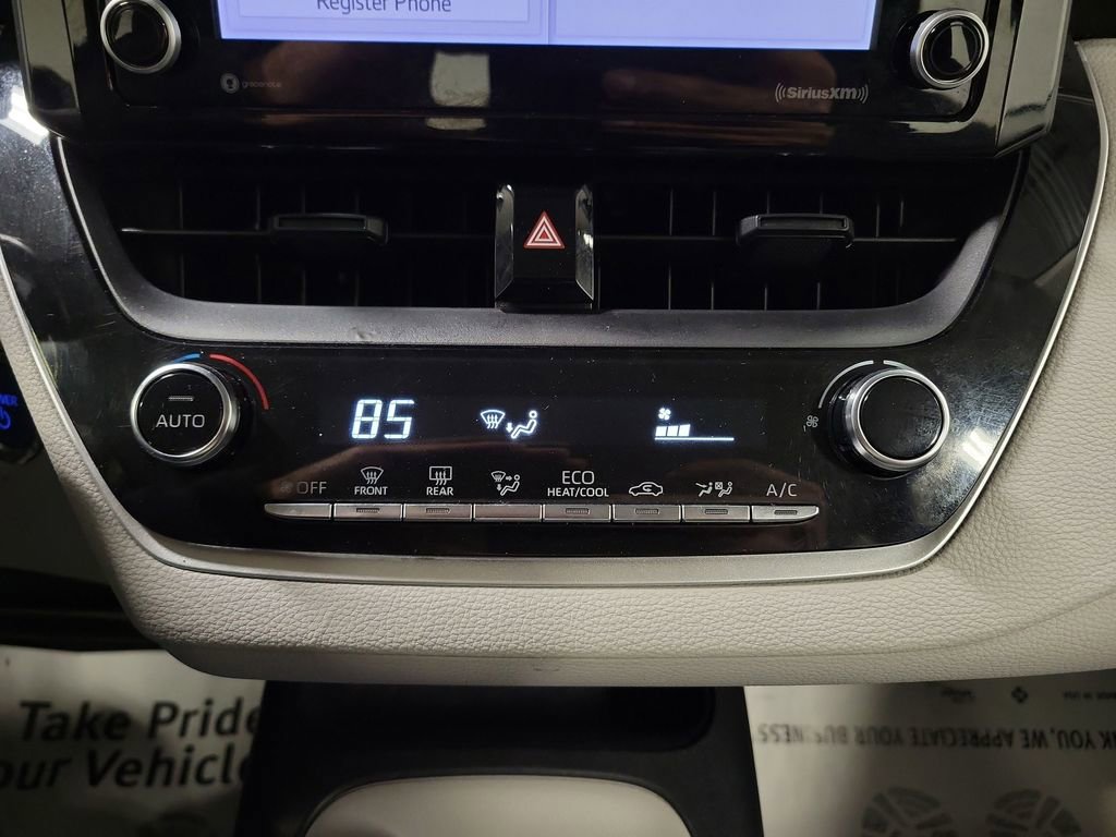 Used 2022 Toyota Corolla LE image 17