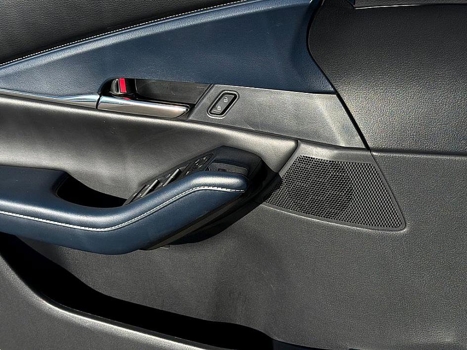 Used 2021 MAZDA CX-30 FWD 2.5 S w/ Preferred Package image 22