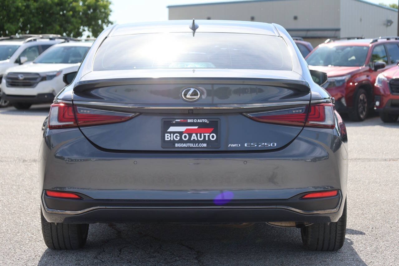 Used 2023 Lexus ES 250 w/ Premium Package AWD/4WD image 10