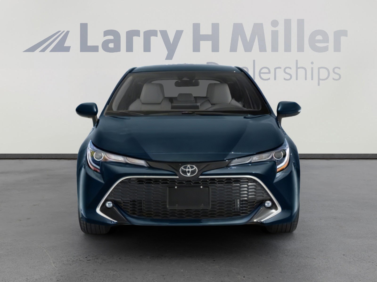 Used 2021 Toyota Corolla SE w/ SE Preferred Package image 4