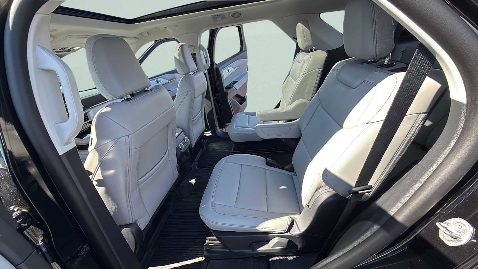 New 2026 Ford Explorer Active image 65