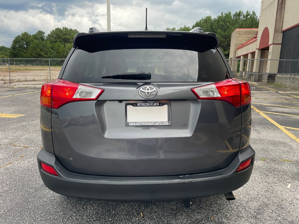 Used 2013 Toyota RAV4 XLE FWD image 7