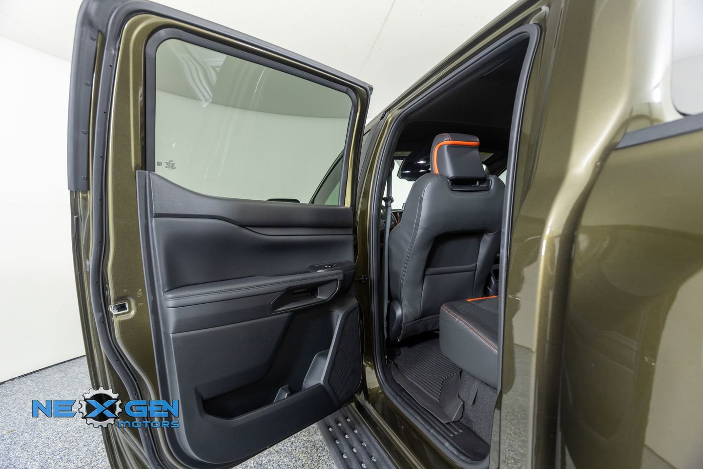 Used 2024 Ford Ranger Raptor AWD/4WD image 26