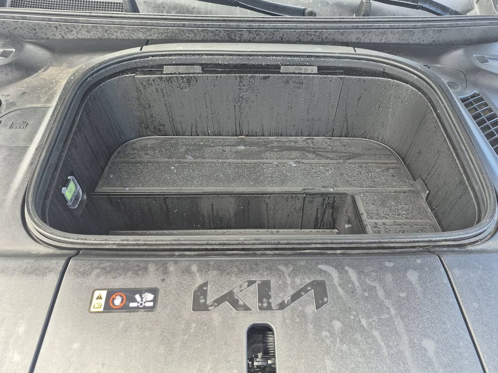 Certified 2024 Kia EV9 Wind AWD/4WD image 17