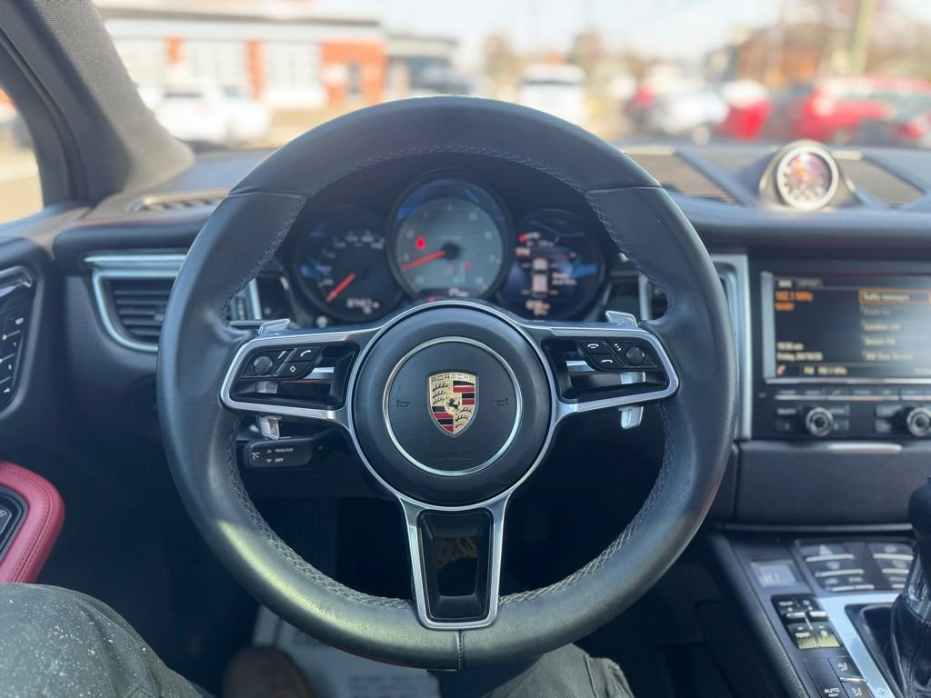 Used 2016 Porsche Macan S image 39