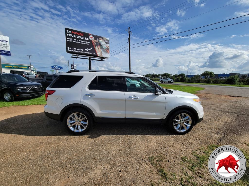 Used 2015 Ford Explorer XLT w/ Equipment Group 202A FWD image 7