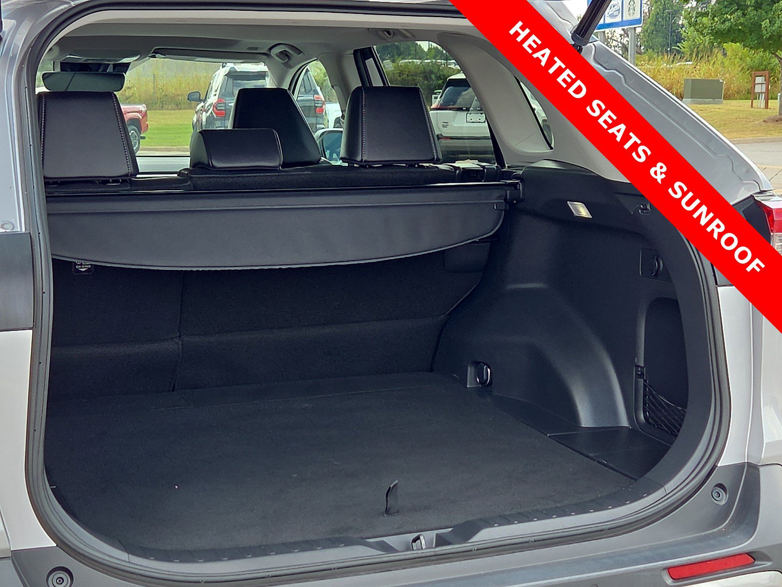 Used 2023 Toyota RAV4 Limited w/ Limited Grade Weather Package FWD image 9