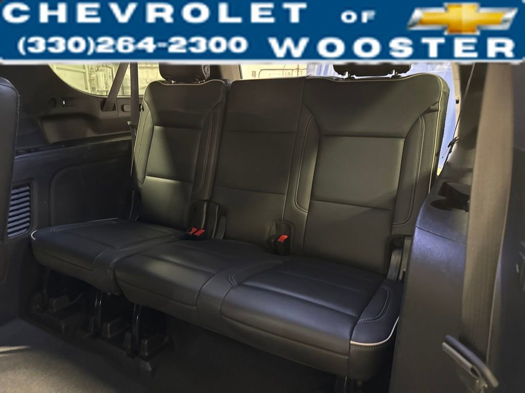 Used 2021 Chevrolet Suburban Premier image 32