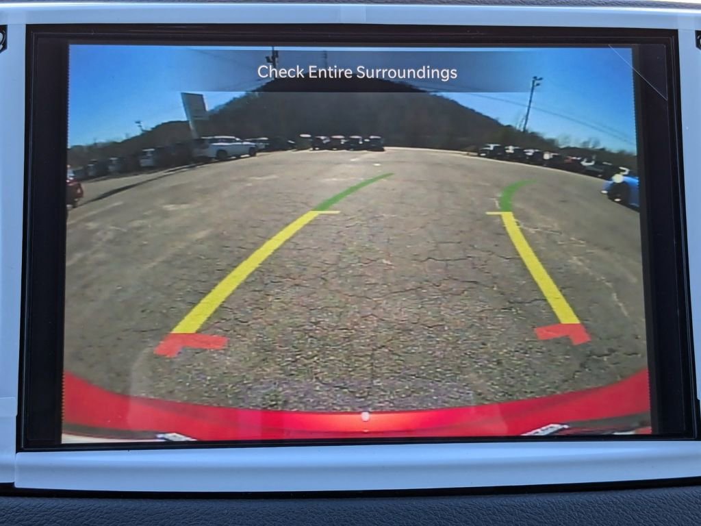 New 2025 Chrysler Voyager LX image 10