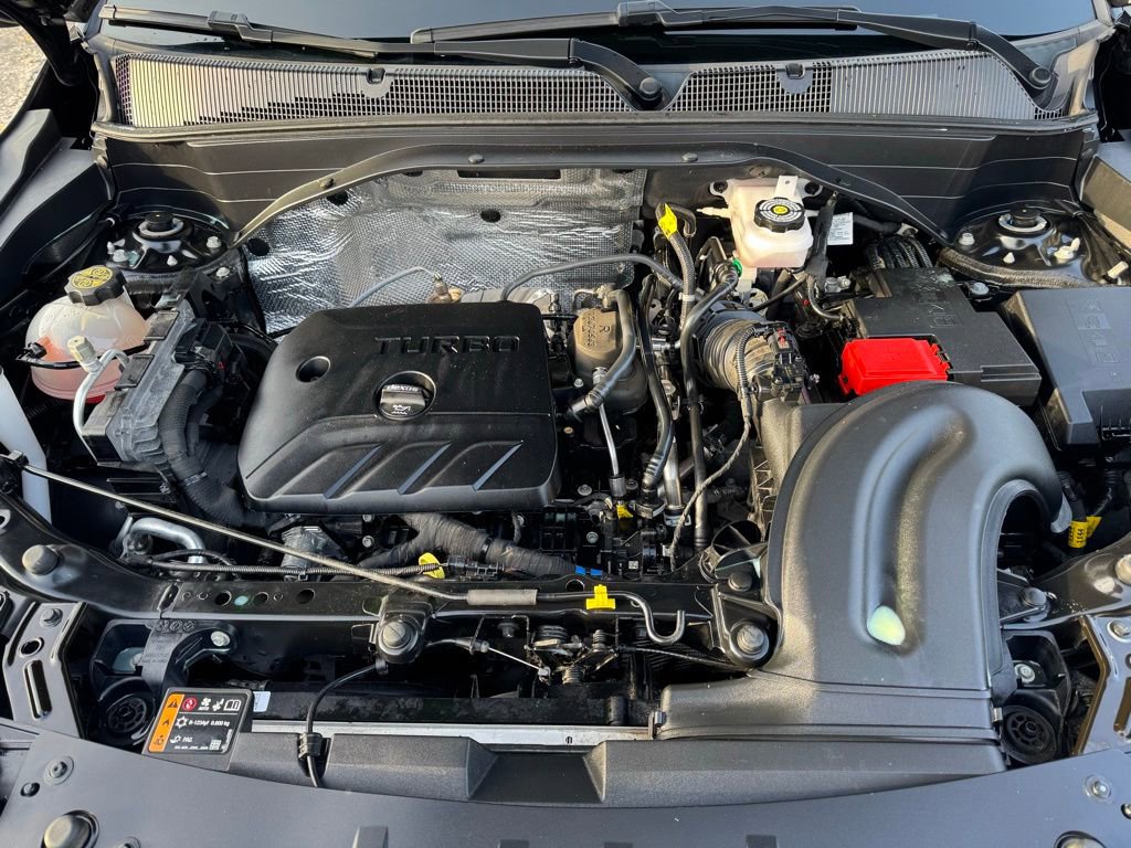 Used 2023 Chevrolet TrailBlazer LT w/ Convenience Package image 11